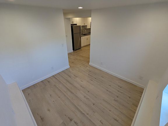 5th image of 226 Waterville St #A