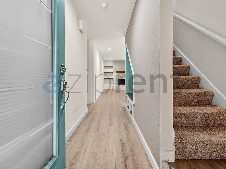 11216 Henge Dr — Photo 21