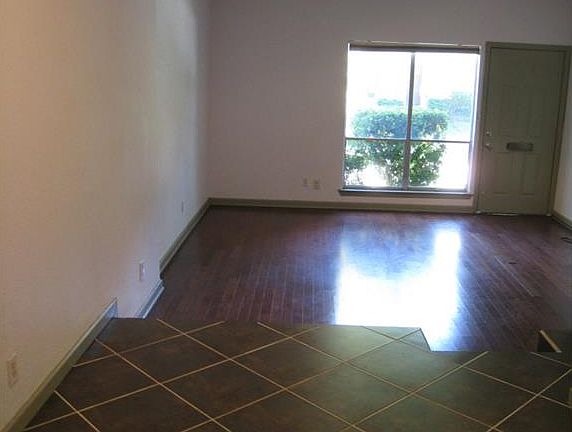 4th image of 3203 Carlisle St #141