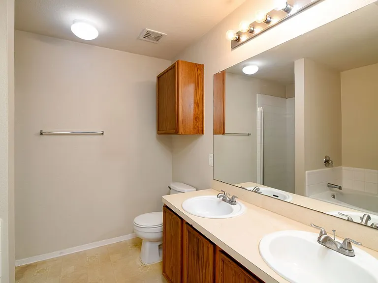 1514 Cover Dr — Photo 13