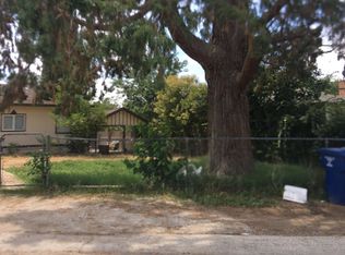 733 Hillcrest Dr, Bakersfield, CA 93305