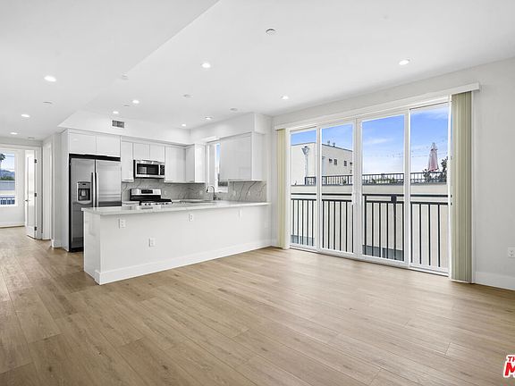 2nd image of 11042 La Maida St #203