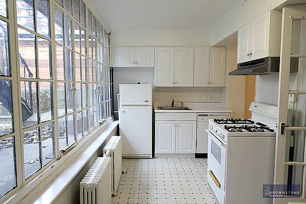 1st image of 51 S Oxford St #1