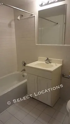 Rented by Select Locations Inc. | media 2