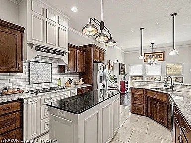 2nd image of 7908 Rome Way