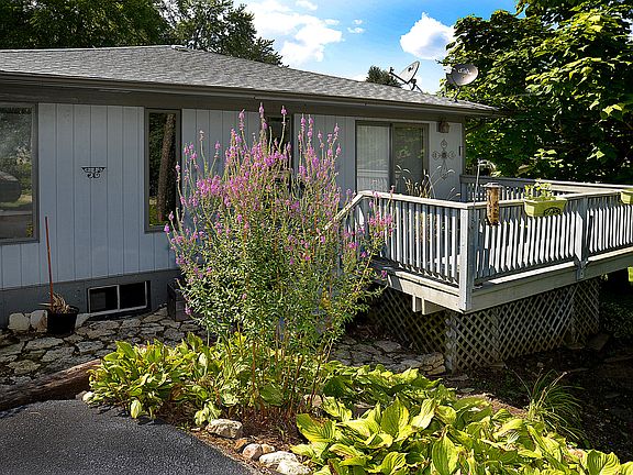 2nd image of 303 E Grand Lake Blvd
