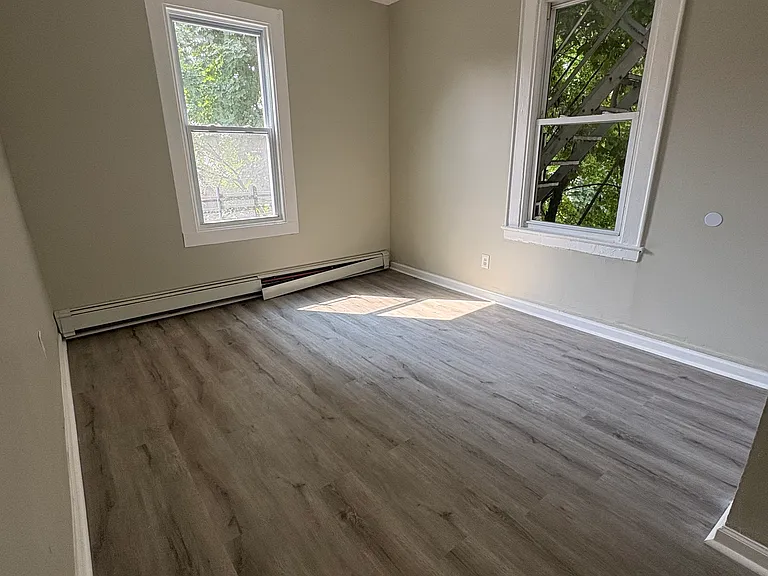 29 N Munn Ave #2 — Photo 2