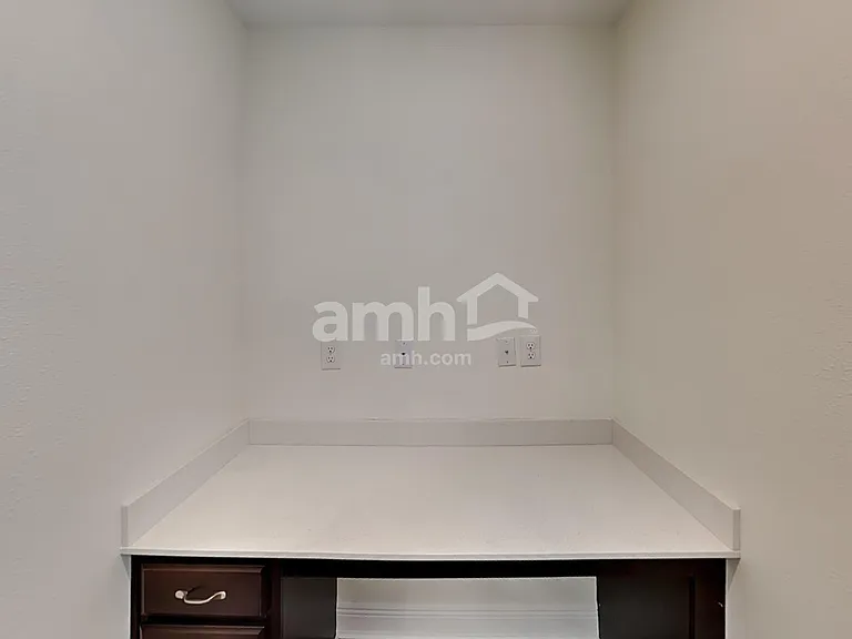 22565 Bellini Cir — Photo 11