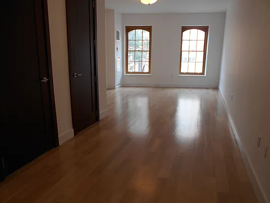 Rented by NY Space Finders Inc. | media 24