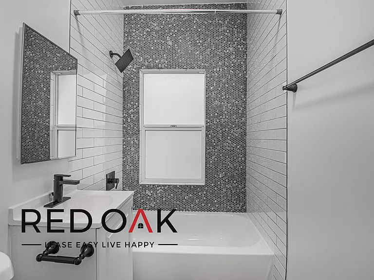 5233 Monte Vista St #306 — Photo 10