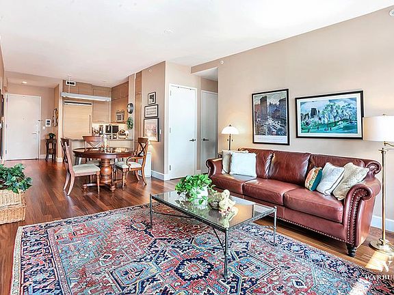 2nd image of 333 E 91st St APT 15B