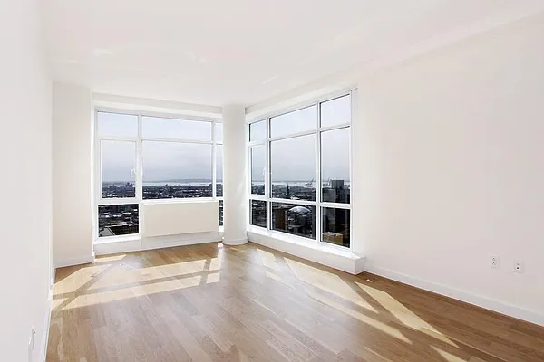 Rented by Corcoran | media 17