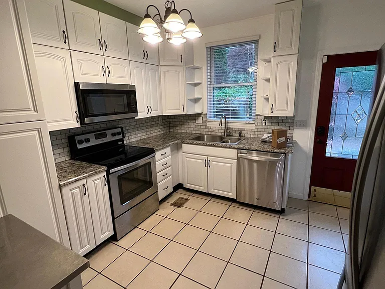 511 Crewdson St — Photo 19
