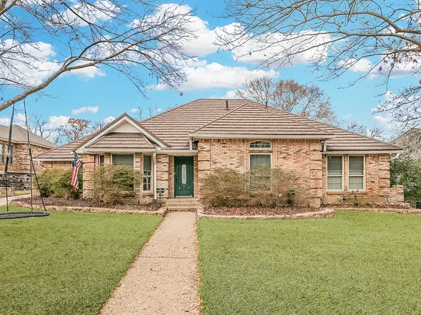 813 Mayfair Hill Ct, Bedford, TX 76021