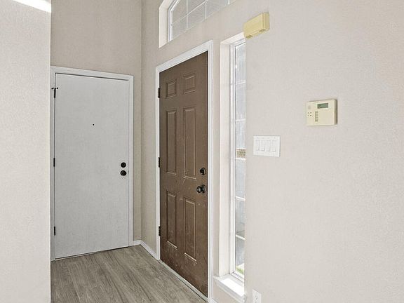 3rd image of 1332 Desierto Azul Dr