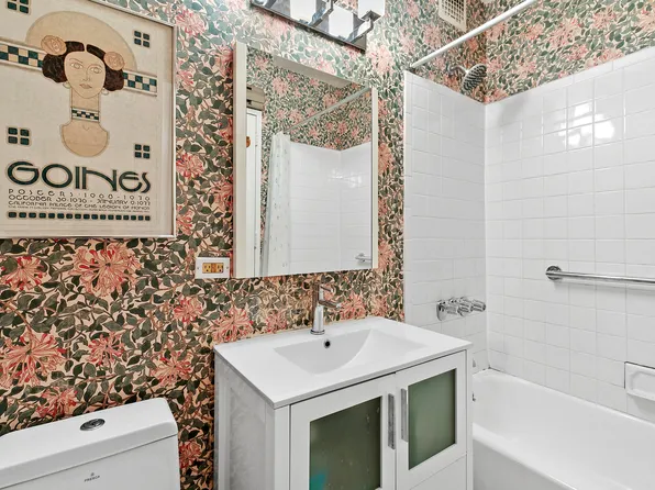 48 West 105th Street image 9 of 11