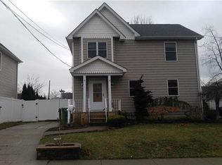 89 Garden Ter, Edison, NJ 08817