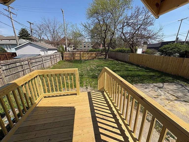 668 Wager St — Photo 3