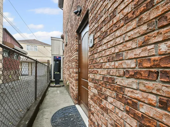 1836 72nd Street image 29 of 31