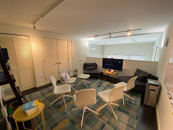 3rd image of 190 King St #401
