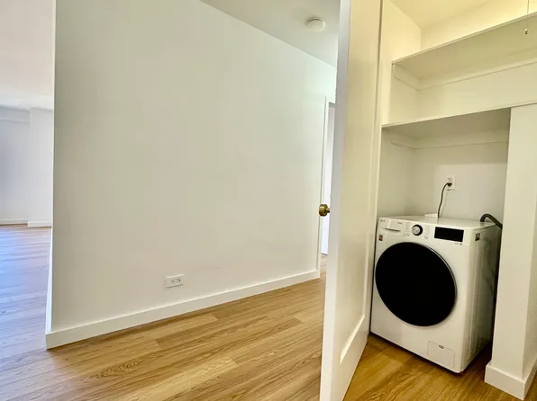 501 East 87th Street image 7 of 23