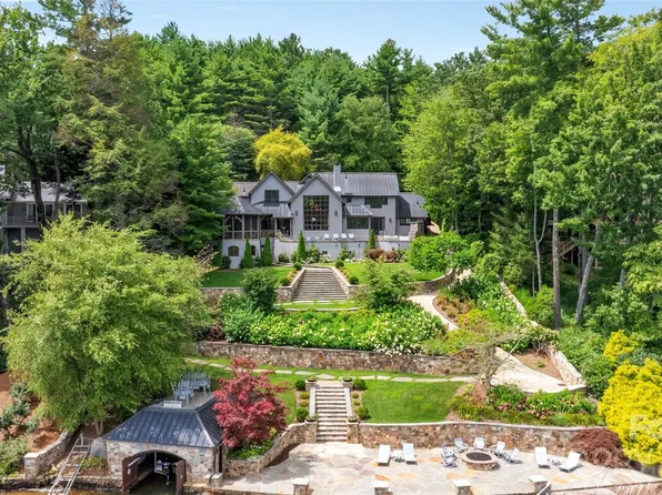 4176 W Club Blvd, Lake Toxaway, NC 28747