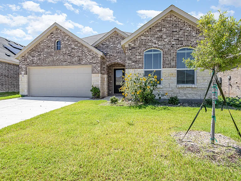 545 Mill Trace Way — Photo 3