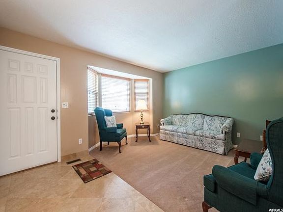 3rd image of 3638 W Christy Hill Way