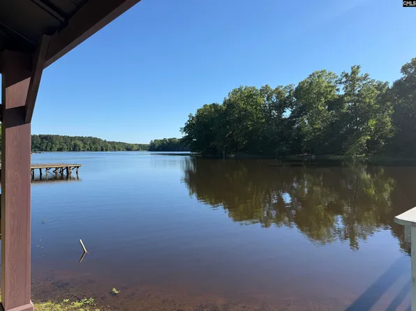 1037 Natures Cove Rd, Saluda, SC 29138