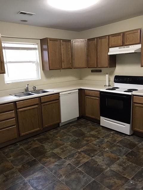 1st image of 3556 Cardin Ln #3556