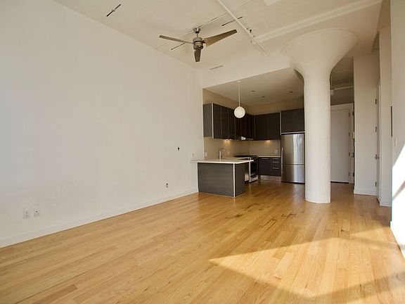 5th image of 10-55 47th Ave #4A