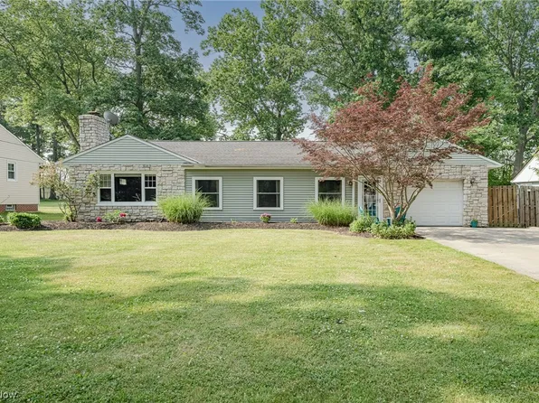 6348 Highland Rd, Highland Heights, OH 44143