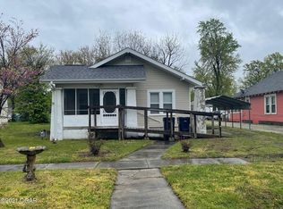 1820 Park Ave, Baxter Springs, KS 66713