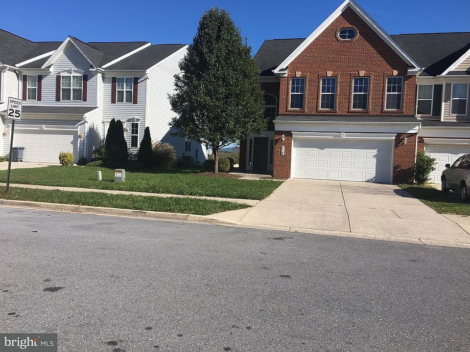 1st image of 216 Brynwood St
