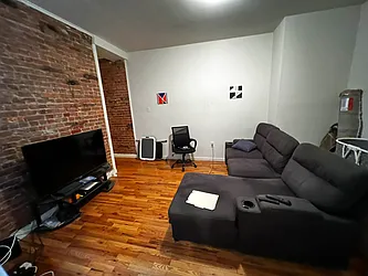 Rented by Salon Realty Corp