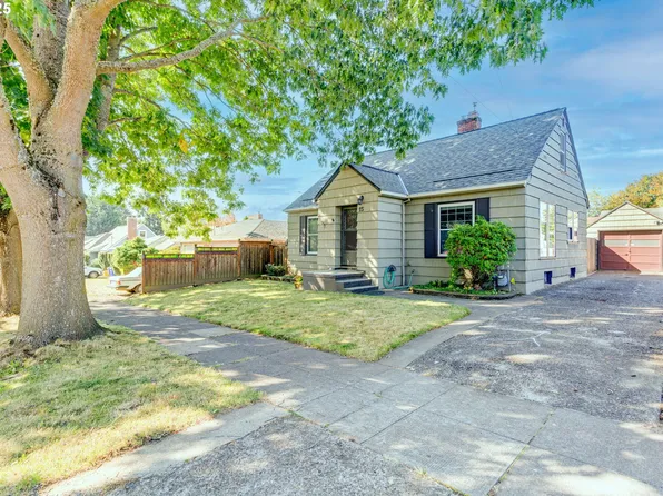 15 SE 86th Ave, Portland, OR 97216