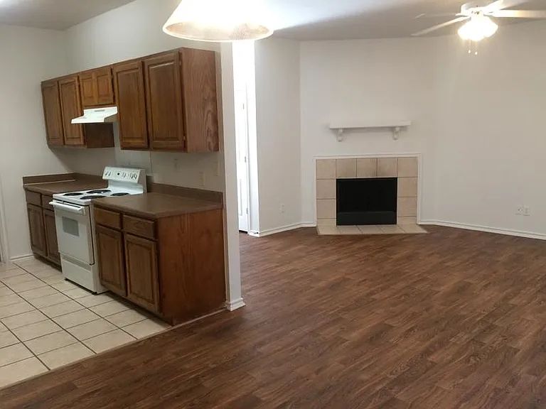 Pine Creek Townhomes — Photo 6