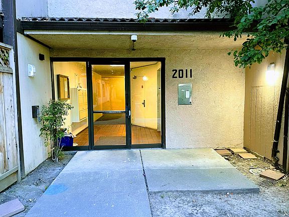 3rd image of 2011 Market Ave APT 335