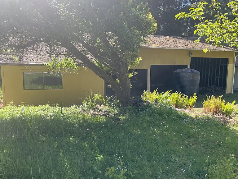 9540 SE Cedar St — Photo 3