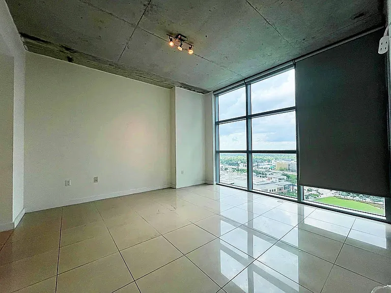 3301 NE 1st Ave #H1011 — Photo 5