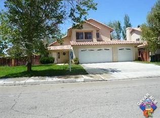 37921 Smoke Tree St, Palmdale, CA 93552