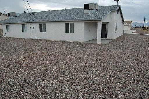 3rd image of 2815 Palisades Dr APT 101