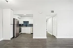 3244 NW 84th Ave — Photo 4
