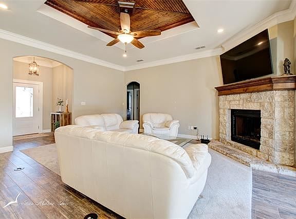 5th image of 309 Eagle Mountain Dr