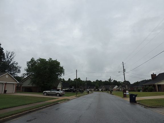 5th image of 11130 Alford Ave