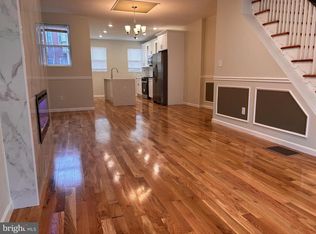 6442 N Sydenham St, Philadelphia, PA 19126