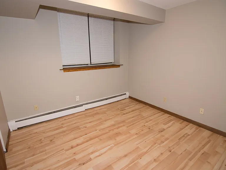Stevens Square Apartments — Photo 180