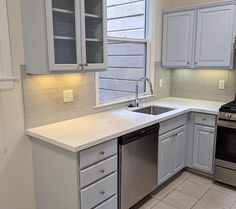 1st image of 333 Fillmore St #3