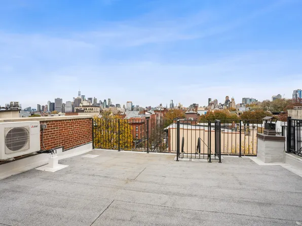 1 1st Place image 6 of 7