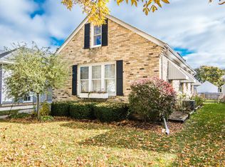 1521 W Lawn Ave, Racine, WI 53405